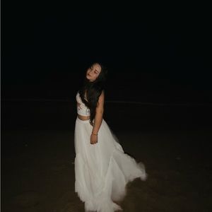 Meet your Posher, Emiri